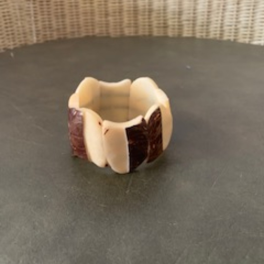 Tagua Nut Bracelet – Brown/Beige
